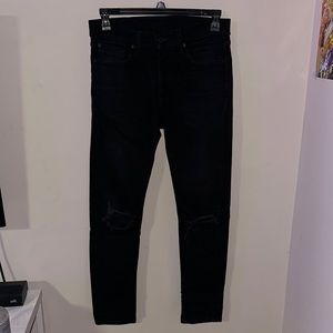 510 Skinny Levi Jeans Ripped Knee